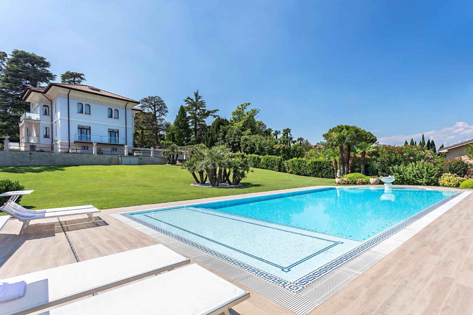 Villa Angela - Italian Homing Desenzano del Garda Exterior photo