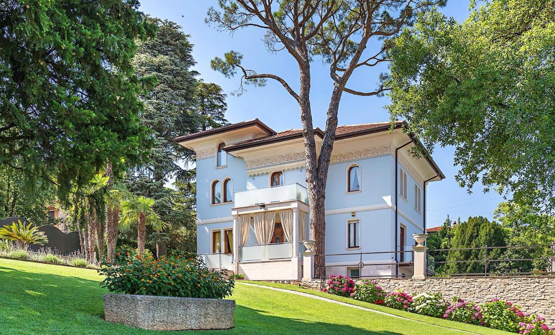 Villa Angela - Italian Homing Desenzano del Garda Exterior photo